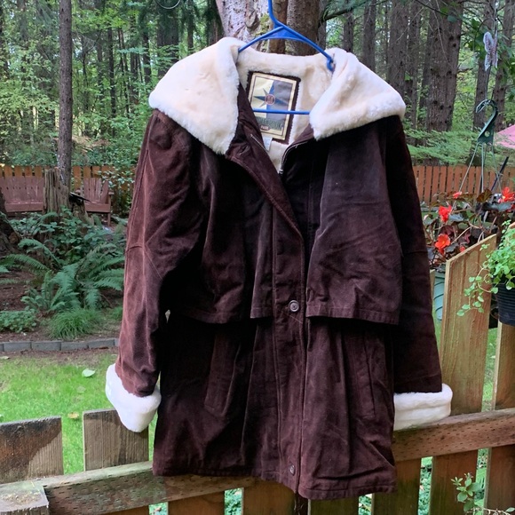 Middlebrook park Jackets & Blazers - Middlebrook Park Genuine Leather Hooded Coat